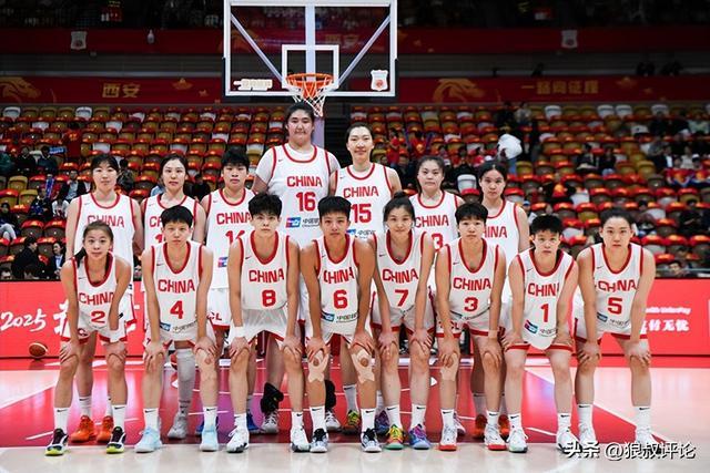 中国女篮险胜尤文图特引热议 后卫遭重点吐槽 媒体人建议“归化”