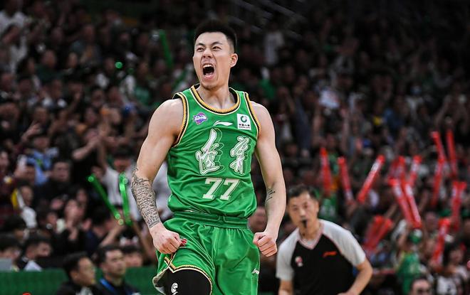 張鎮麟接班人！遼籃25歲前鋒上位，熬走兩前輩，4年前讓杜鋒服氣