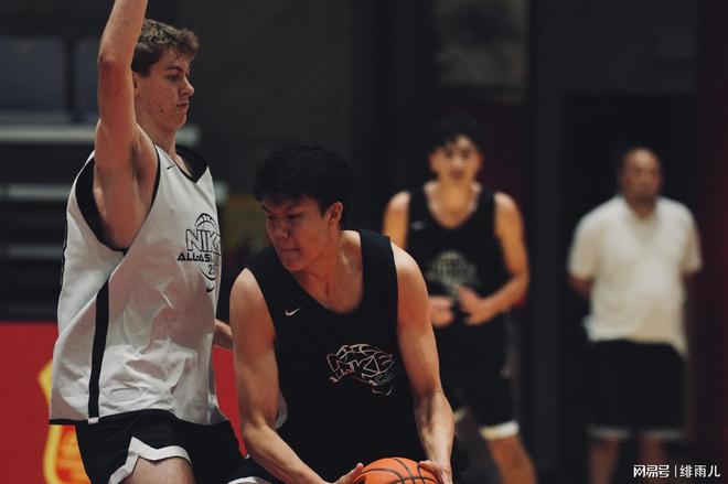 朱芳雨赌对了！广东队“空间型中锋”打出身价，至少能进NBA次轮