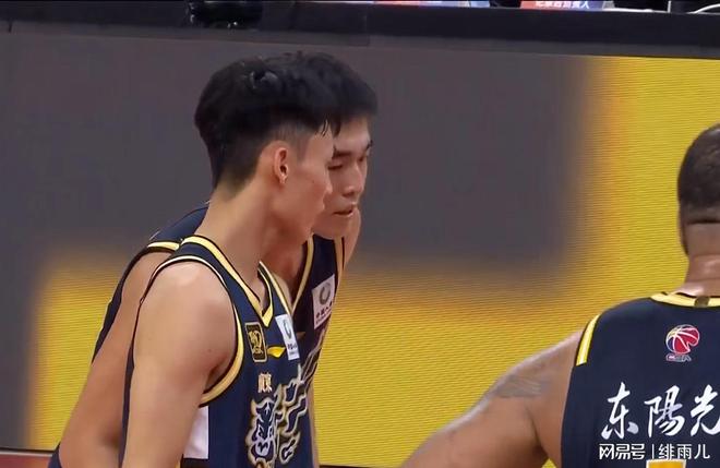 恭喜朱芳雨！广东“空间型内线”锁定四星高中生，保底NBA次轮？