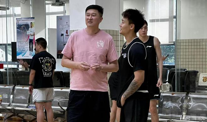 来了！赵睿加盟广东全运会男篮，胡明轩正式驰援杜锋！