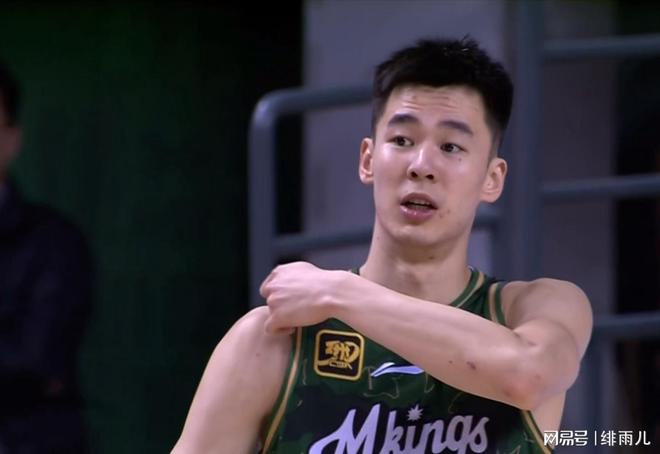 又被NBA看中！CBA“暴力后卫”被曝拒绝活塞队，比杨瀚森更强？