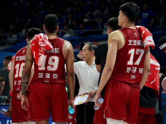 CBA25-26赛季，北京男篮首发五虎信息一览