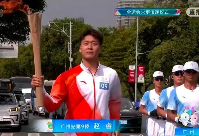 趙睿擔任火炬手，曾凡博現身澳大利亞，廣廈官宣場(chǎng)均22+11新外援