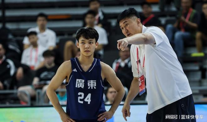 男篮全运淘汰赛一夜三惨案！广东42分屠杀天津：辽宁大胜晋级四强