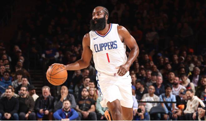 ESPN：快船队囤积大量老将，新赛季亟需年轻球员贡献者