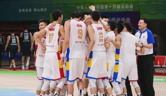广东全运会阵容基本出炉！杜锋收两好一坏消息，赵睿明轩徐杰合体