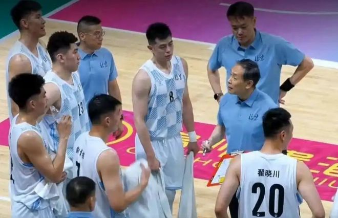 18分16板太骗人！600万先生打山东原形毕露，7+6仅焦海龙一半水平