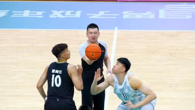 北京男籃送新疆3連敗，收獲第二勝，方碩14+4核心表現(xiàn) 朱彥西亮相
