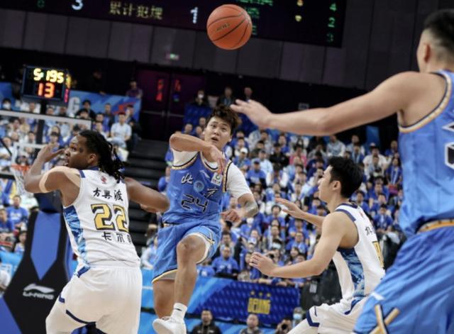 趙睿：戰(zhàn)廣廈打得有點累，球隊早點暴露出問題不是壞事