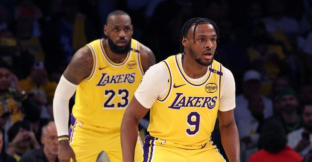 布朗尼谈NBA首秀：那是一次非常疯狂的经历 紧张感简直爆棚
