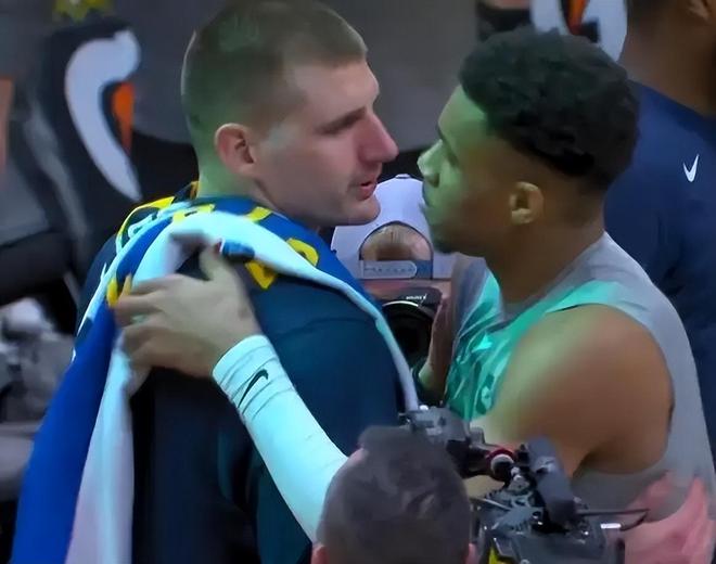 NBA历史最强内线组合！字母搭配约基奇？雄鹿想在27年干一波大的