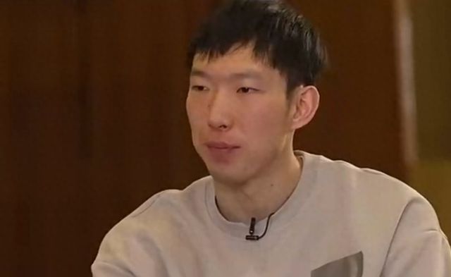 周琦稱想給北京帶來總冠軍，坦言難返巔峰：腰傷對(duì)我影響很大