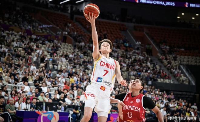 恭喜中國女籃大勝韓國22分，又收喜訊，宮魯鳴宣布重要決定