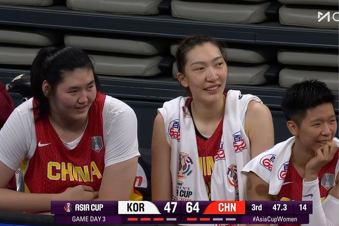 中国女篮：王思雨9+8爆发，张子宇8中8高效，杨舒予单项最佳