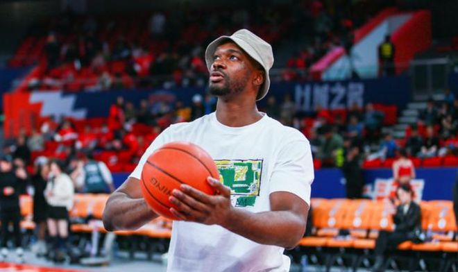 7年NBA生涯被裁7次，空有滿格天賦，卻始終無(wú)法立足！或重返CBA