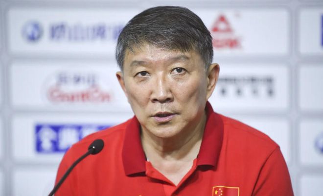 宫鲁鸣太铁血！再次拒绝李梦回归！征召16大主力，将重用张子宇