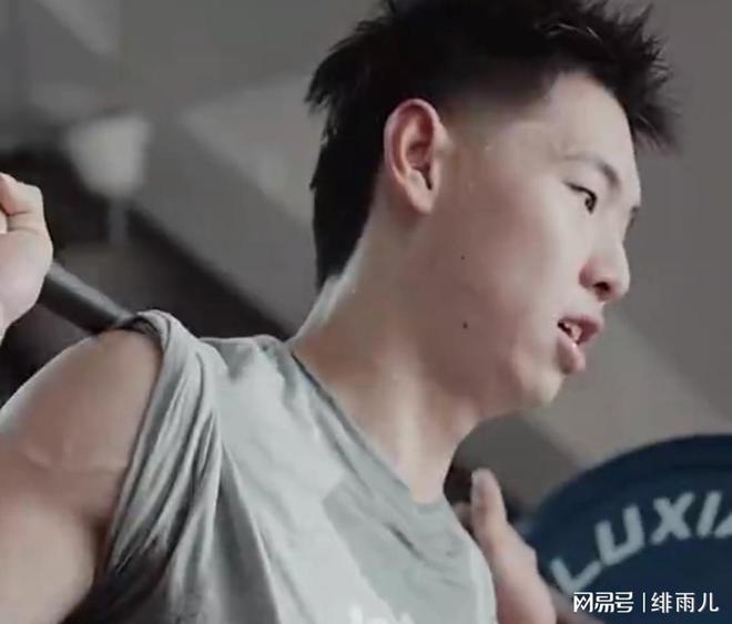 比楊瀚森更強！NBA級鋒線確認(rèn)到位，這才是中國男籃現(xiàn)役第一人！