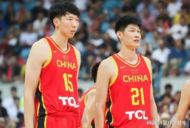 31次出手轰49分24板！男篮双塔联手太强了：郭士强高枕无忧了？