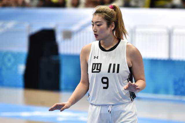 广东女篮获全运冠军，数据显示李梦也是功臣，请排队向宫鲁鸣道歉