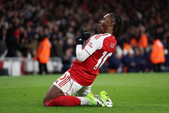 帽子戏法VS独造5球！埃泽奥利塞周中碰面 上演水晶宫欧冠德比