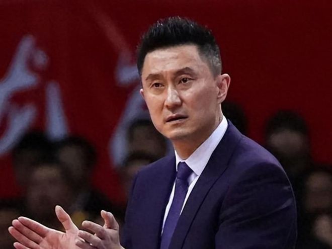 广东3消息！杜锋新职务曝光，宏远三将加盟NBL，易建联公开致辞·