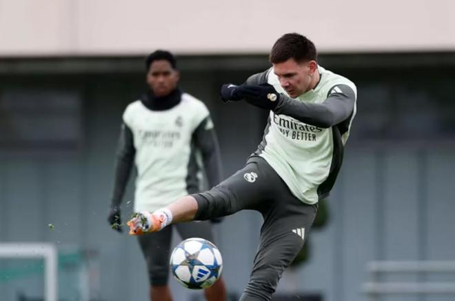 阿斯：马斯坦托诺正接近复出，但本轮欧冠他进不了大名单