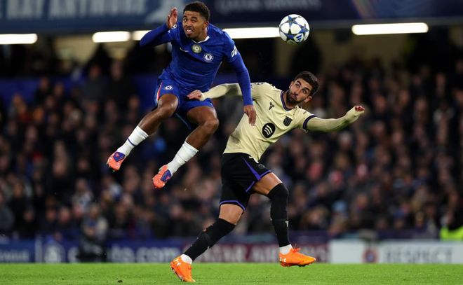 随着切尔西1-0领先巴萨，曼城0-1落后，穆帅2-0，欧冠最新积分榜