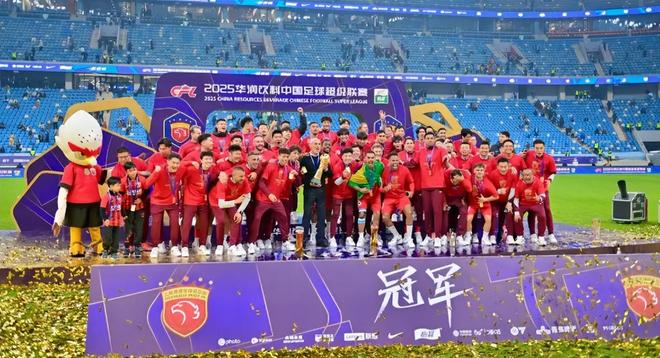 四冠王？海港1:3惨败+10场不胜，球迷怒喷不争气，摆烂原因何在？