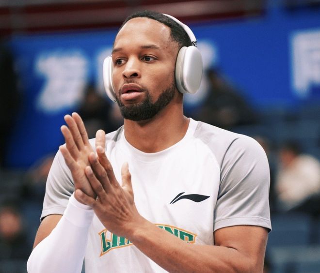 辽宁半场大胜天津！三外齐爆，张陈治锋+吴昌泽成长，鄢手骐辣眼