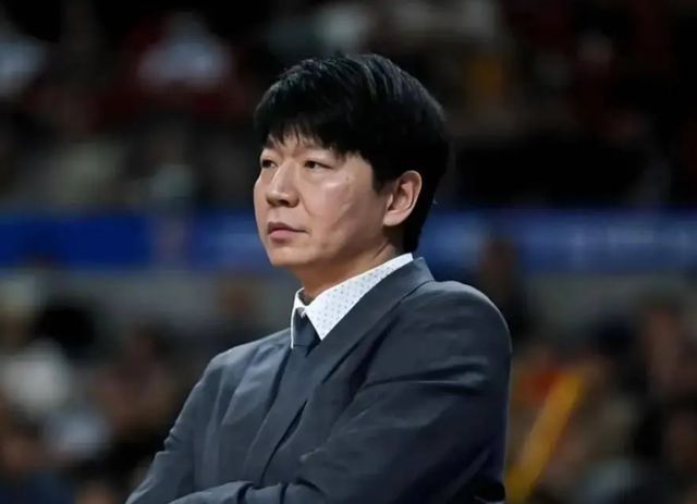 CBA又一双输分手！总决赛之师陨落 儒雅少帅耳边有了下课声