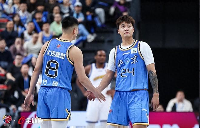 北京隊(duì)兵強(qiáng)馬壯，為何再次敗給廣廈隊(duì)？付政浩一針見(jiàn)血，道出真因
