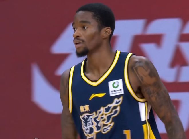 得分、篮板、助攻都第一！广东退步回到五年前，甚至还不是完全体