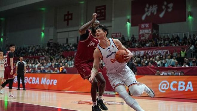 無緣五連勝，上海大鯊魚客場惜敗給浙江隊