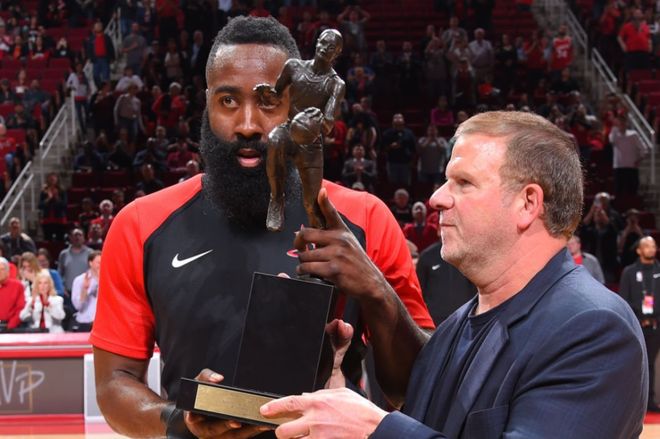 美國(guó)球星能否重奪MVP？官網(wǎng)列五大候選人名單 上一位已是18年哈登