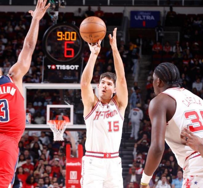 3场三分21中13！火箭队第一射手诞生？“新库里”成杜兰特绝配