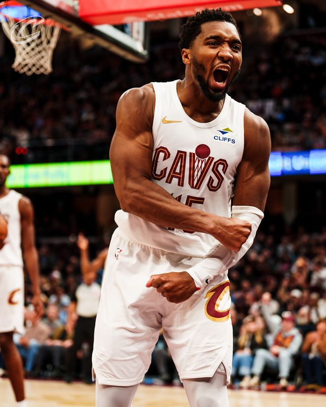 米切尔37+8+6骑士拿下快船2连胜，莱纳德复出20分哈登19+6