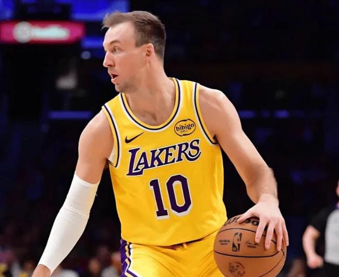 湖人129-101勇士3喜1忧！肯纳德+克勒贝尔好用，艾顿引反感！