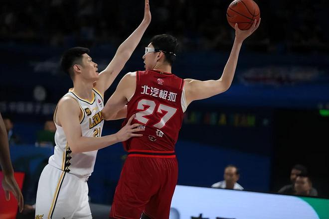 2比4廣廈不到24小時(shí)，周琦做出重大決定，曝北京三冠功臣決定退役