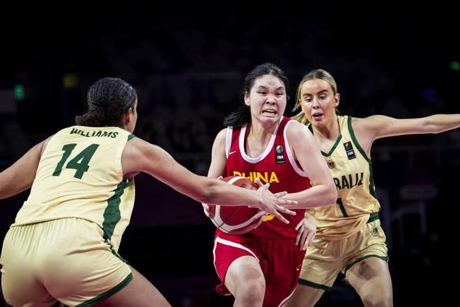 22+4！中国女篮又一18岁新星崛起：顶替2米26张子宇变国青得分王