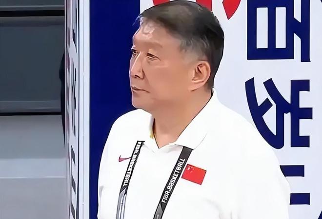 中国女篮又输日本，看了球员反应，才懂宫帅宁输也不用陈梦的原因