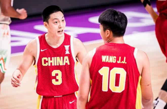 胡明轩有了新称呼，上海广东争夺萨林杰，辽宁外援威尔斯完成签约