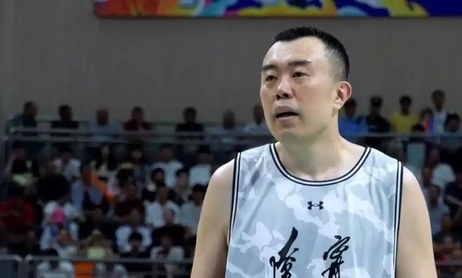前有阻礙郭艾倫離隊(duì)，今讓大韓退役后打全運(yùn)會，球迷：別霍霍老將