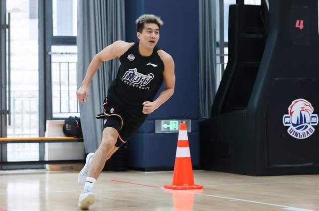 顺利完成体测！顶薪先生是否过关，要看别人脸色，看看他怎么说的