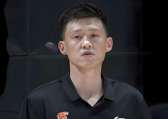 点解中途退出投篮测试？周鹏接受采访时，道出了原因