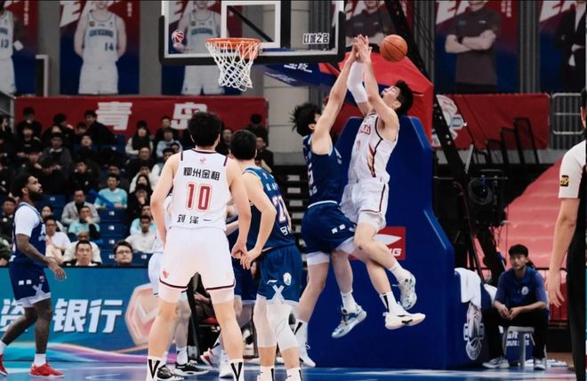 进攻11中3、防守提款机！CBA最佳防守球员在NBA最大软肋是防守？