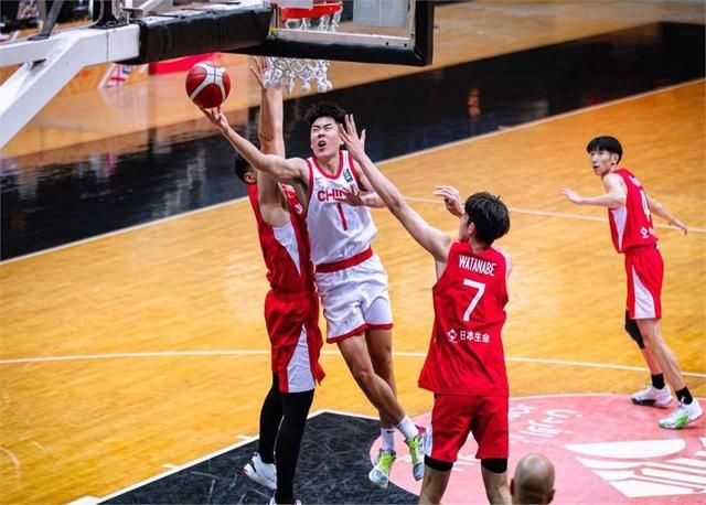 报销归来场均20+5！传广东撬走国青队长，留母队当核心更合适？