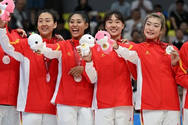 媒体人曝四川女篮老板放弃投资四川男篮，矛头直指全运会潜规则