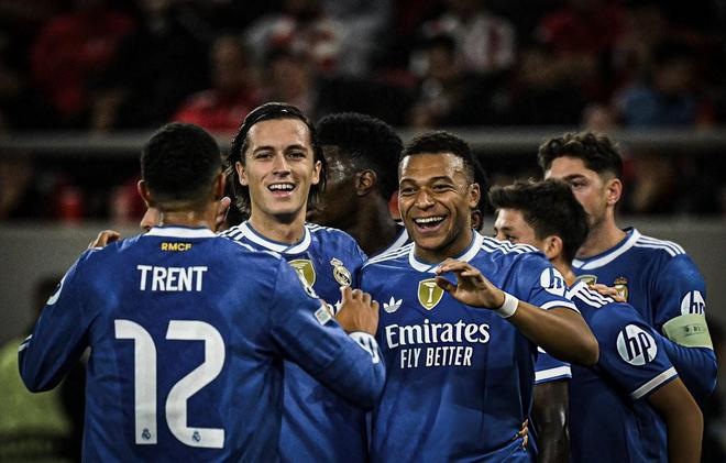 姆巴佩欧冠生涯已5次戴帽，仅次于梅西、C罗和莱万