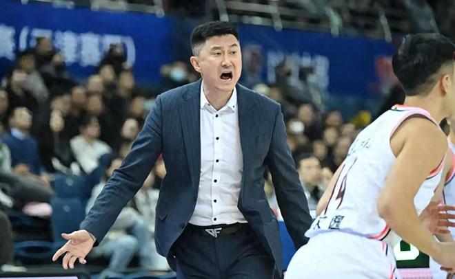 官宣了！CBA得分王空降广东队，杜锋满意，4外援豪阵剑指12冠